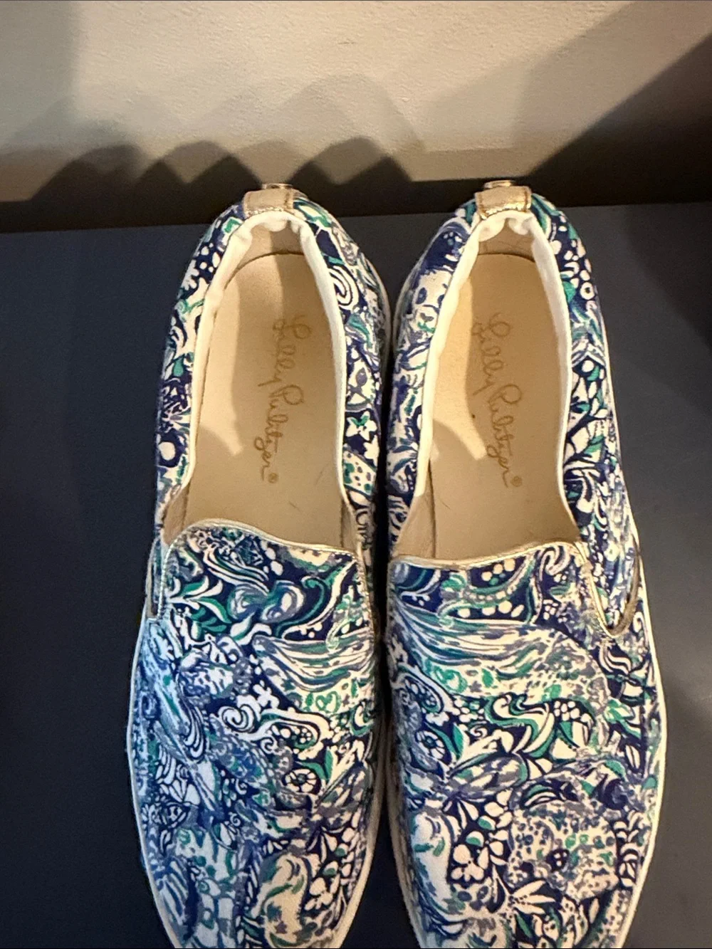 Lilly Pulitzer Julie Canvas Sneakers in Size 10